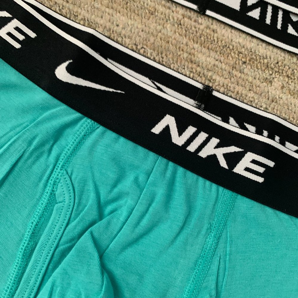 NIKE MENS NEW TEAL DRI-FIT ESSENTIAL COTTON STRETCH TRUNK MED 1 PAIR ONLY - Picture 7 of 9